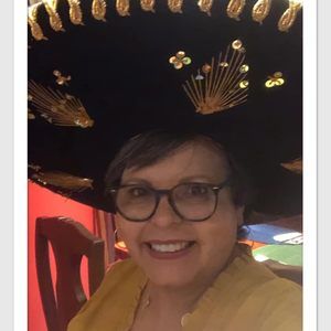 Meet your Posher, Ivette